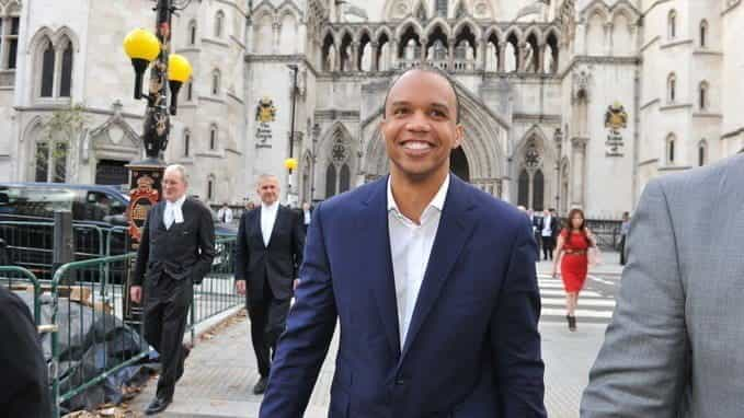 Phil Ivey arriving at Court